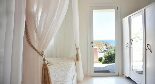 Полулюкс Elefthia Syros Junior Suite