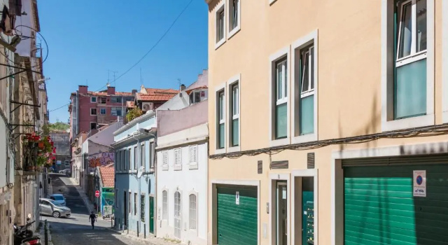 Апартаменты Deluxe Best of Principe Real Liberdade in the Heart of Lisbon with Private Parking