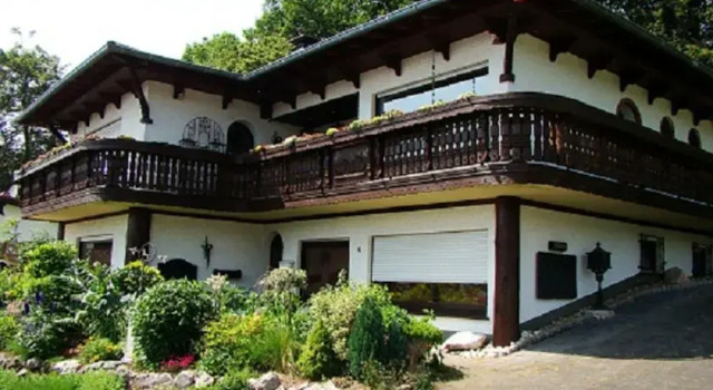 AmWald, Boek Hotel Feusdorf 