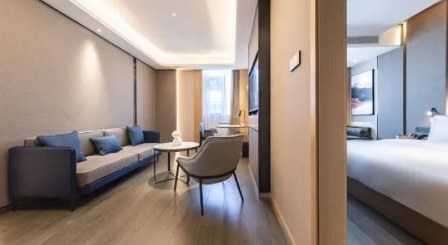 Люкс Days Inn by Wyndham Zhuhai Golden Bay Ocean Spring Resort