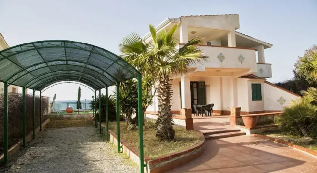 Villa Virginia, Prenota Villa Hotel a Trappeto con parcheggio, Parcheggio