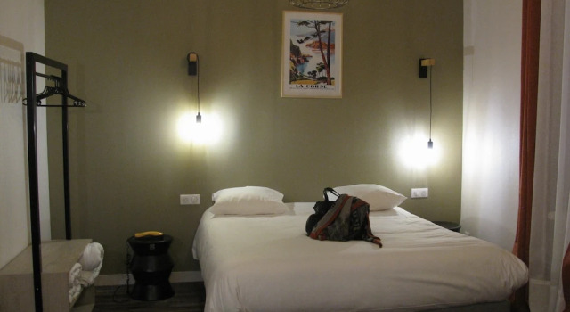 Номер Comfort Logis Hôtel Le Cheval Noir