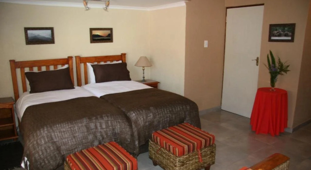 Ponciana Superior Guesthouse, Забронировать Отель Хартбиспурт Бритс, рядом с Sediba Shopping Centre