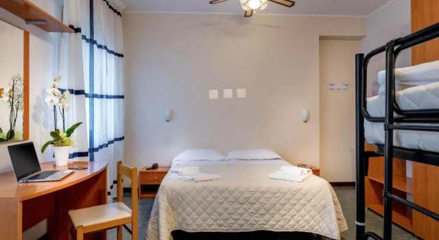 Четырёхместный номер Standard Hotel Pierre