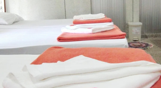 Кровать в общем номере с балконом Chestnut Hill Eco Resort Hat Yai