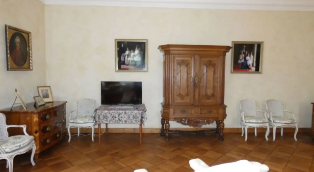 Castle Wurschen Weissenberg, Rezervovat Hotel Hotely v Weissenberg s parkováním, Parkování