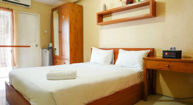Номер Standard Comfort Stay Studio Room @ Green Palace Kalibata Apartment