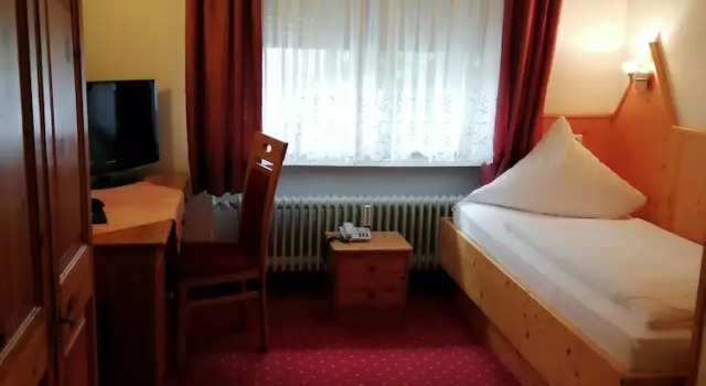 Одноместный номер Standard с балконом Hotel am Kurpark