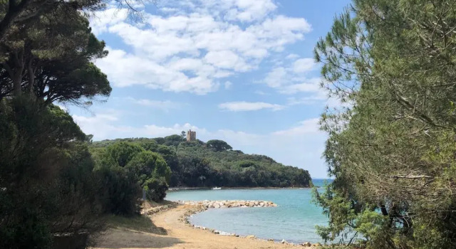 Коттедж Seaside Apartment With Views, Punta Ala