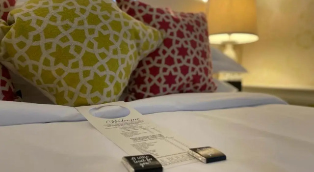 Полулюкс Le Bouchon Brasserie & Hotel