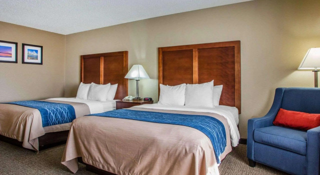 Comfort Inn & Suites Jackson - West Bend, Reserva ahora Hotel West Bend Wisconsin