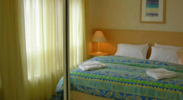Апартаменты Standard Bayswaterfront Apartments