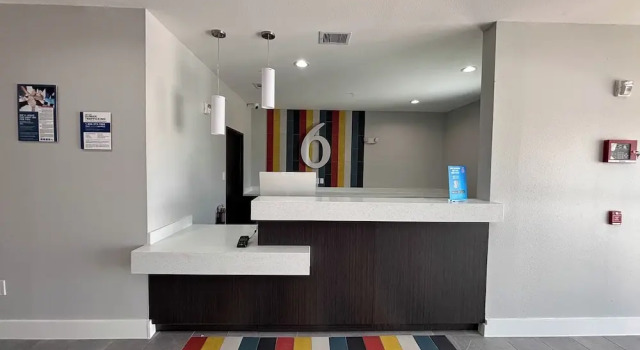 Studio 6 – Giddings, Tx, 预订 迷你酒店 吉丁斯 得克萨斯州