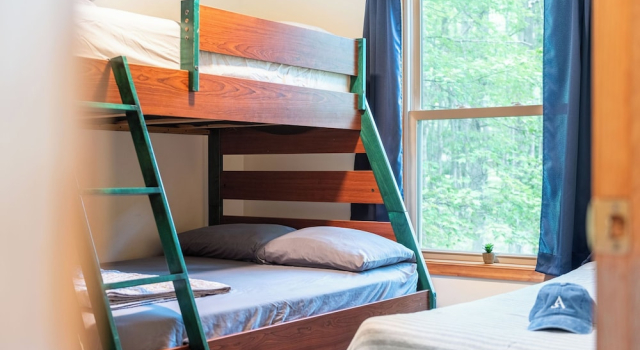 The Nest at Brier Crest by Avantstay Game Room, Expansive Deck & Fire Pit, Book Feriehus Sommerhuse i Monroe County, Hytte