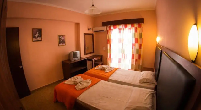 Номер Economy с балконом Agoulos Beach Hotel