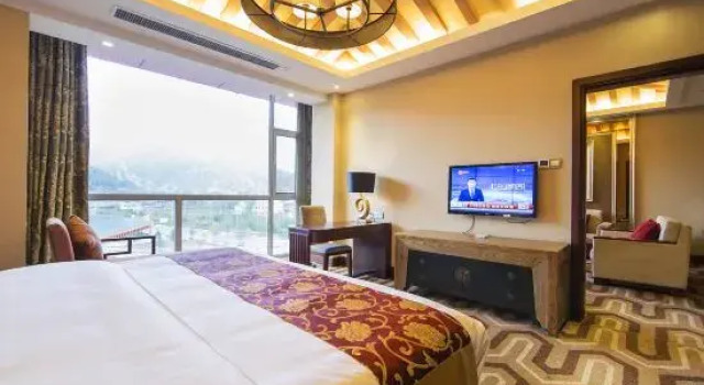 Люкс Deluxe Luya Mountain International Hotel