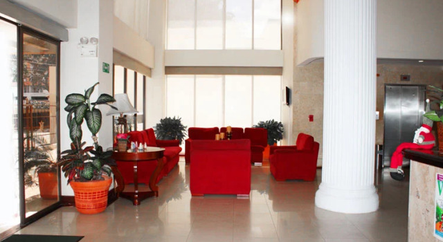 Tiffany, Book Hotel Hotels in Barquisimeto with a Pool, Swimming Pool