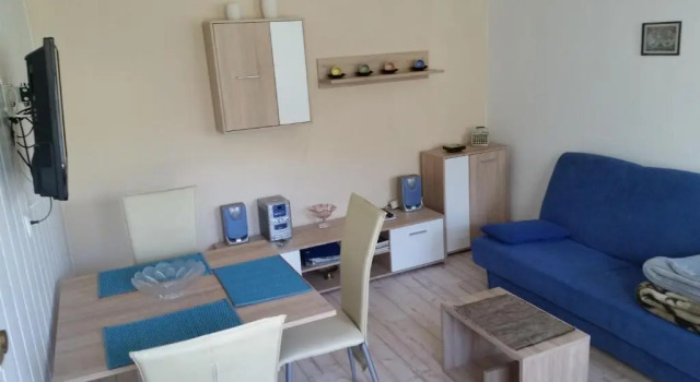 Апартаменты Ferienwohnung "Am Weinberg"
