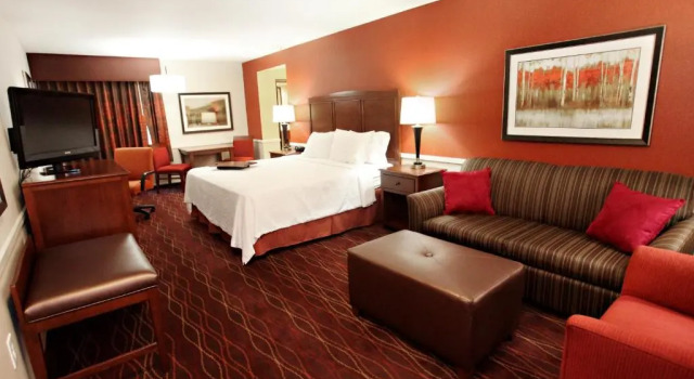 Одноместный люкс Hampton Inn Salt Lake City-North