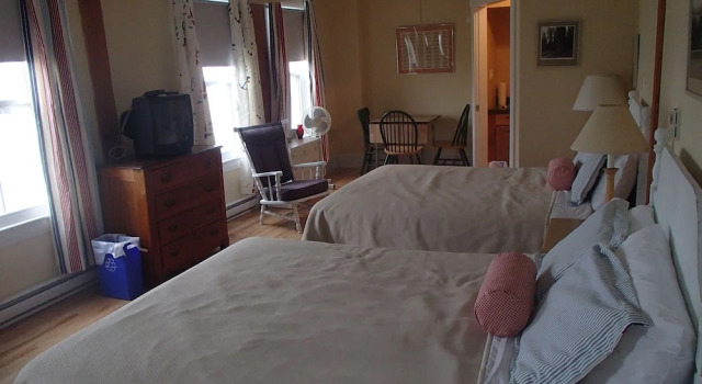 Le Vieux Presbytere Bouctouche, Book Hotel Hoteller i Bouctouche med parkering, Parkering