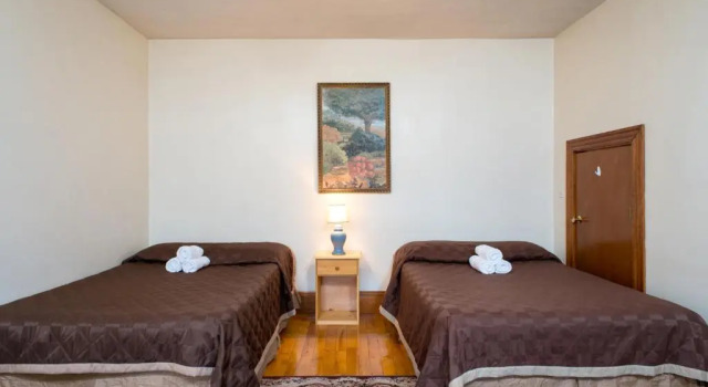 Трёхместный номер Economy The Farrington Inn