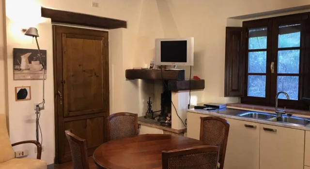 Коттедж Appartamento Camelia a Castelfalfi