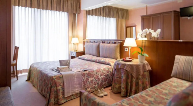 Семейный номер Standard Hotel Astro