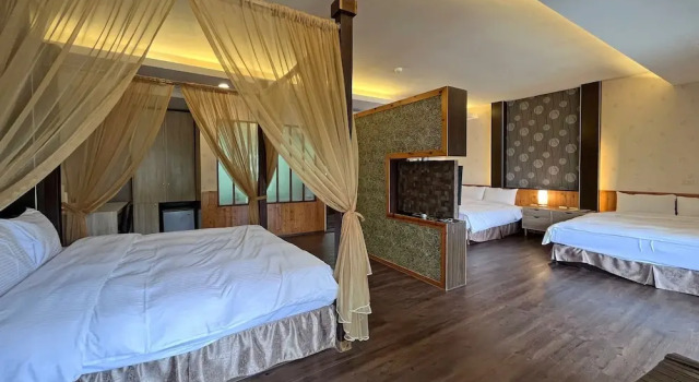 Chi Meng Rou Holiday Villa