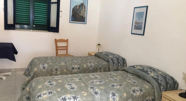 Pensione La Nassa, Book Guesthouse Hotels in Sicily with Parking, Parking