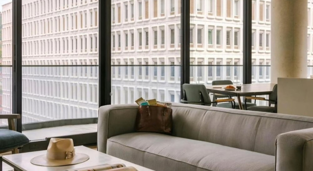 Апартаменты Presidential Hôtel Monroe - Downtown Montreal