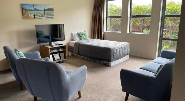 Апартаменты Standard Coleraine Suites & Apartments