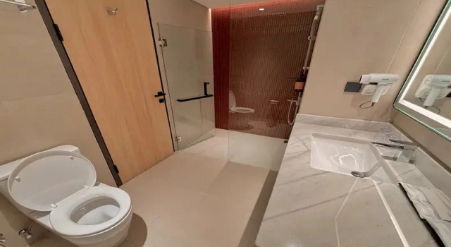 Executive Doppel Zimmer mit Balkon und mit Bergblick FortunaSuites Malioboro Yogyakarta