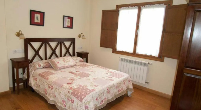 Apartamentos Rurales Casa Tata, Prenota Appartamento Rales 