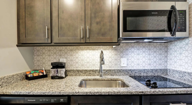 Двухместный люкс c 1 комнатой Homewood Suites By Hilton Hadley Amherst
