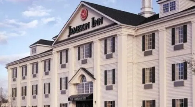 Standard Vierer Zimmer Quality Inn Pooler - Savannah I-95