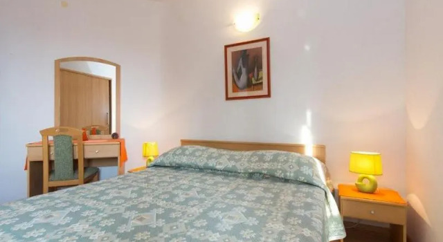 Marija F2 Apartment, Забронировать Апартаменты/квартира Отели Крка с парковкой, рядом с Krk Harbour, Парковка