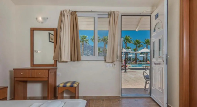Двухместный номер Standard Mammis Beach Hotel