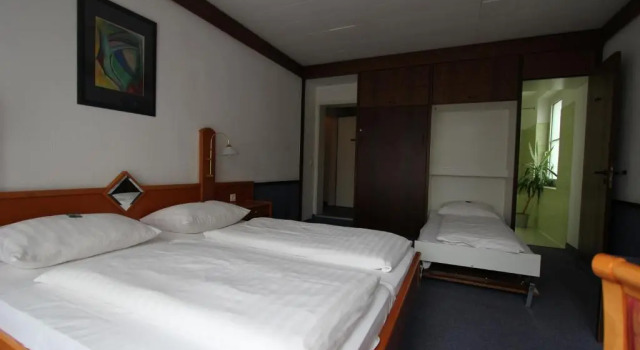 Трёхместный номер Standard Hotel LEANO