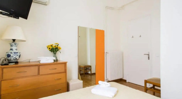 Large 3 bedroom Apt with Terrace