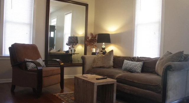 Modern Homestead Guest House, Buchen Sie Pension Reedsville West Virginia