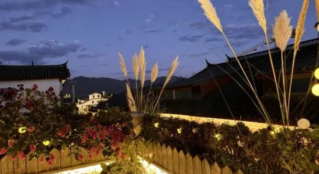 Люкс Deluxe Feifan Little Inn · 360° Rooftop Garden View Courtyard