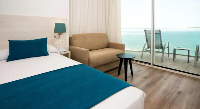 Двухместный номер Standard с видом на море Spirit Hotel Benalmadena Beach