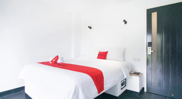 Полулюкс Taman Unique Hotel Senggigi