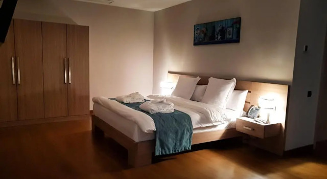 Полулюкс Maison Boutique Hotel
