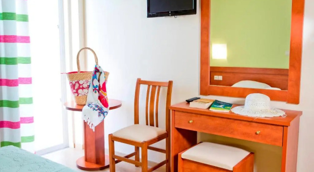 Семейный номер Standard с видом на горы Hotel Delphi Beach - All Inclusive