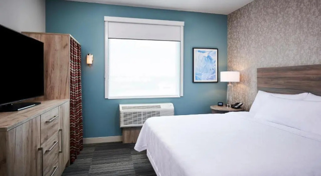 Двухместный люкс c 1 комнатой Home2 Suites By Hilton Brantford