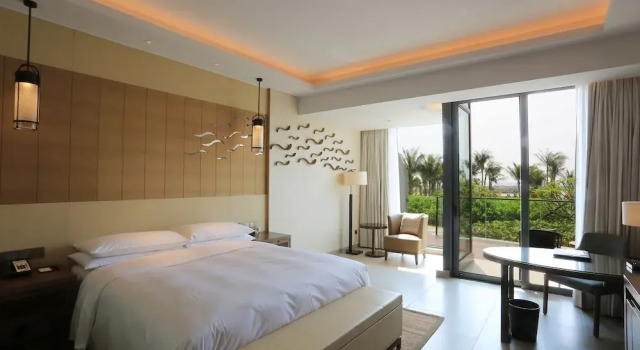 Двухместный номер Standard с балконом Marriott Resort Xiangshui Bay