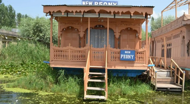 New Peony Houseboat, Забронировать Отель Сринагар Jammu & Kashmir Ski
