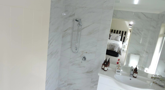 5 Acres B&B, Boek Bed and Breakfast Hotels in Auckland Region met zwembad, Zwembad