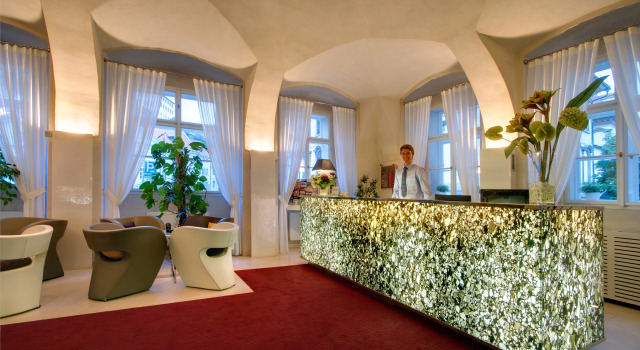 Hotel Three Storks
